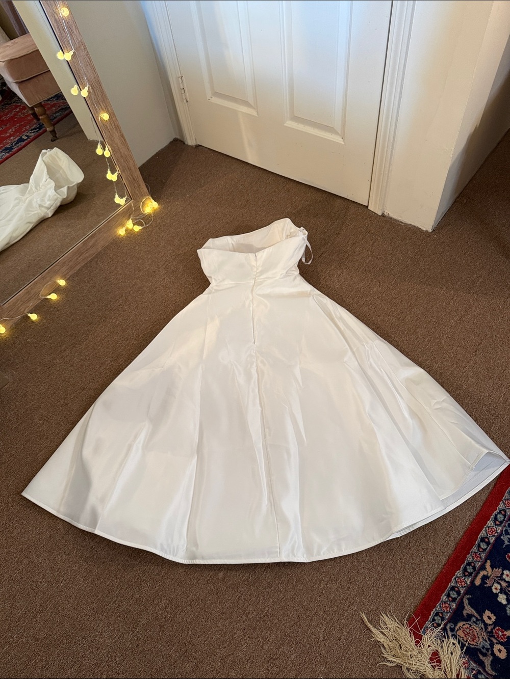 IEENA FOR MAC DUGGAL
White Strapless Satin Midi Dress With Flower Print - Picture 10 of 13